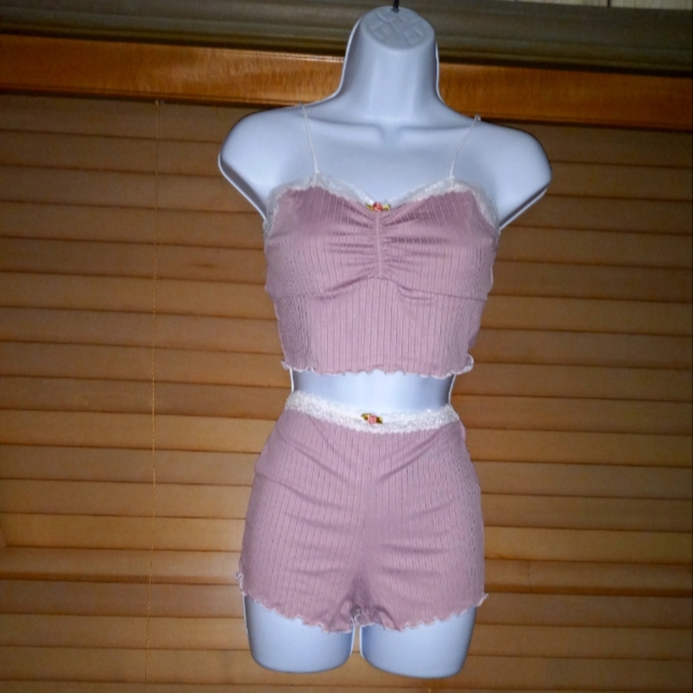 NWT 2 Piece Short Loungewear